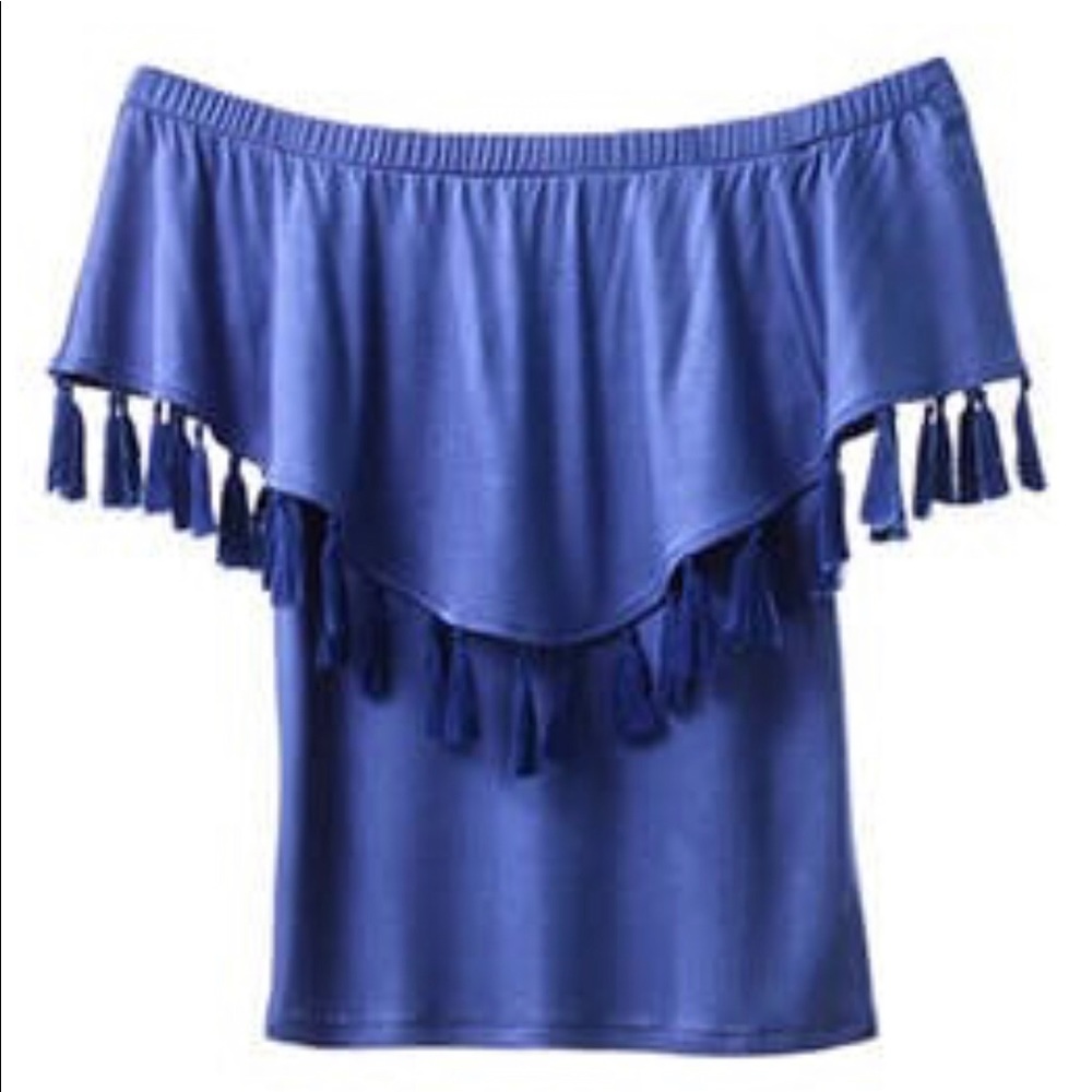 White House Black Market fringe top NWT